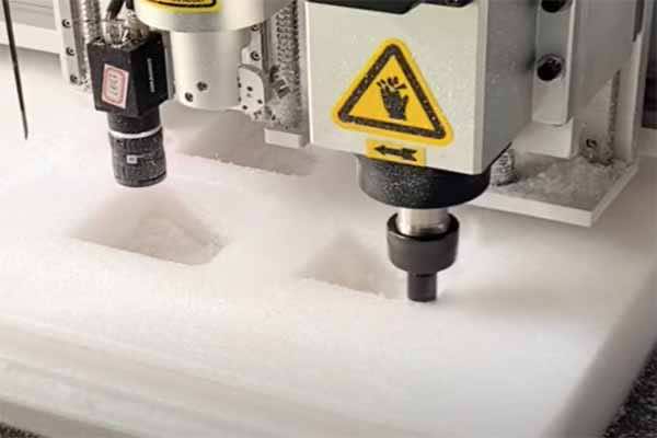 foam cutting machine